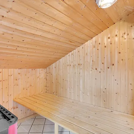 Lovely In With Kitchen