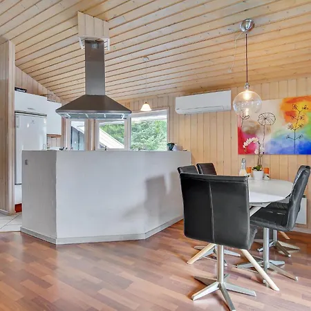 Hébergement de vacances Lovely In With Kitchen Saltum