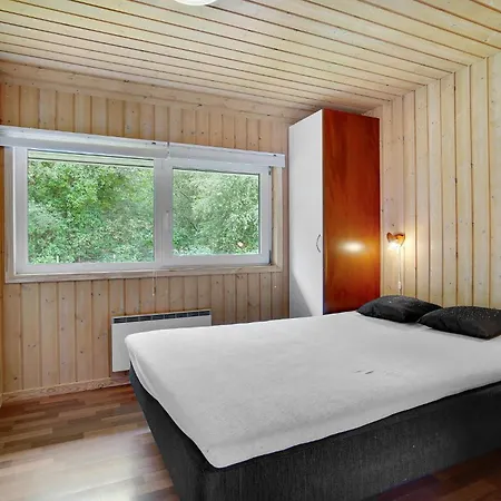 Lovely In With Kitchen