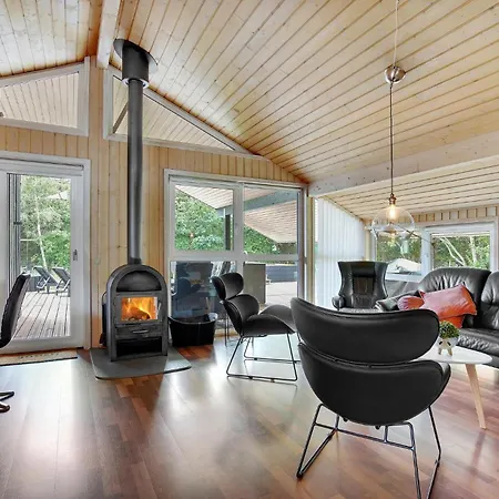 Lovely In With Kitchen *