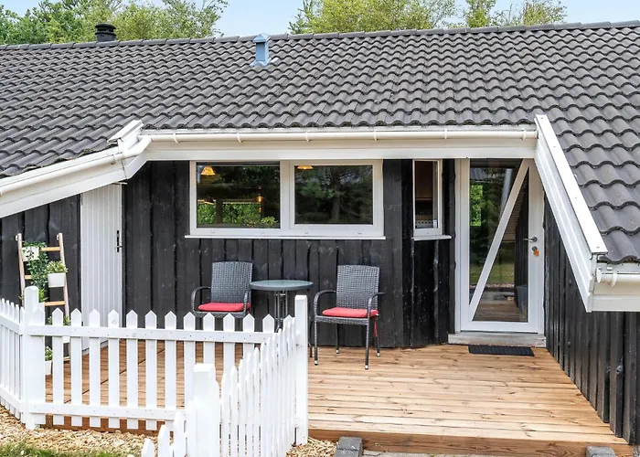 Feriehus Lovely In With Kitchen *