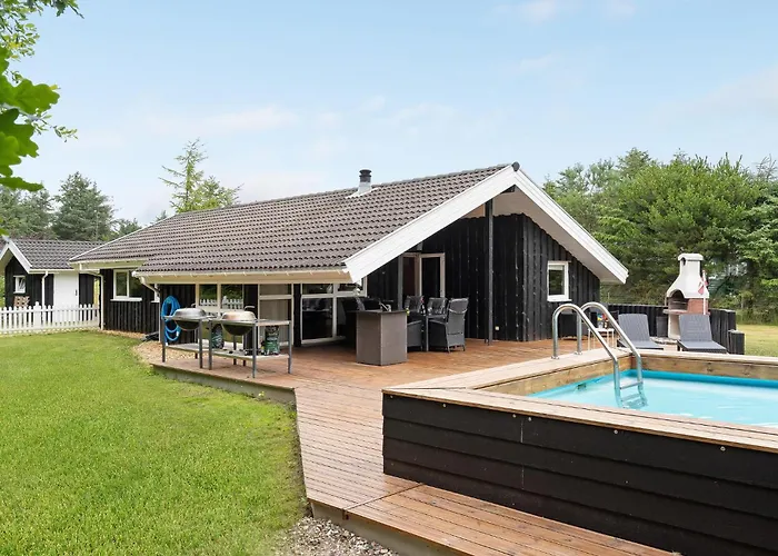 Lovely In With Kitchen *