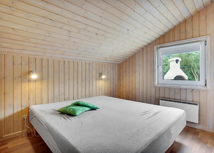 Lovely In With Kitchen *